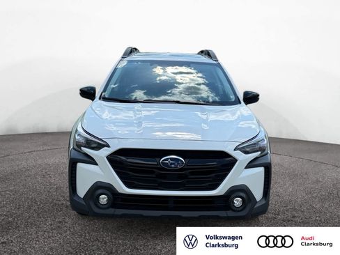 Used 2025 Subaru Outback Onyx Edition image 2