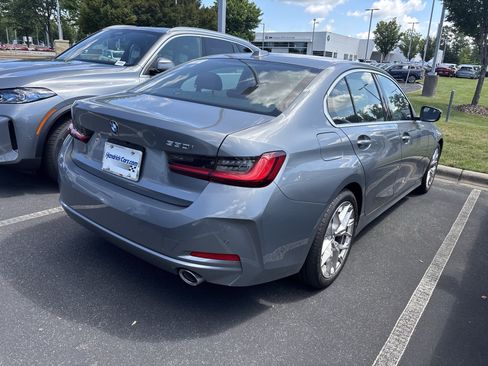 Used 2025 BMW 330i Sedan RWD image 23
