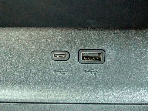 New 2025 Chevrolet Equinox ACTIV w/ Safety and Technology Package image 26