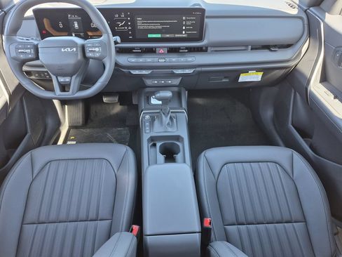 New 2027 Kia Seltos X-Line S w/ X-Line S Premium Package AWD/4WD image 13