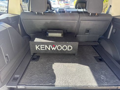 Used 2011 Dodge Nitro Heat w/ Popular Equipment Group image 12