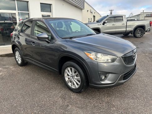 Used 2015 MAZDA CX-5 Touring image 4