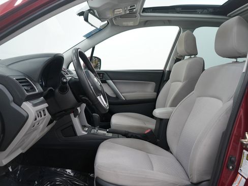 Used 2017 Subaru Forester 2.5i Premium image 23