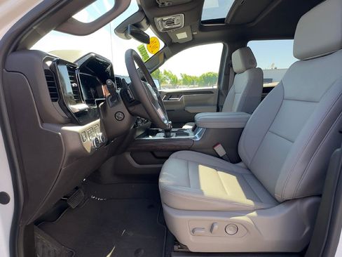 New 2026 GMC Sierra 1500 SLT w/ SLT Premium Plus Package AWD/4WD image 16