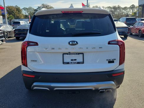 Used 2020 Kia Telluride SX w/ SX Prestige Package image 5