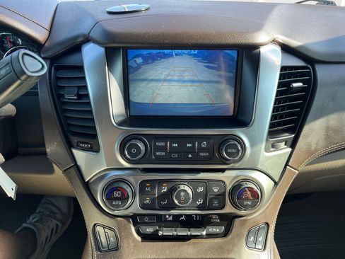 Used 2019 Chevrolet Suburban LT w/ Max Trailering Package RWD image 35