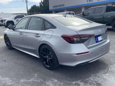 Used 2025 Honda Civic Sport image 5