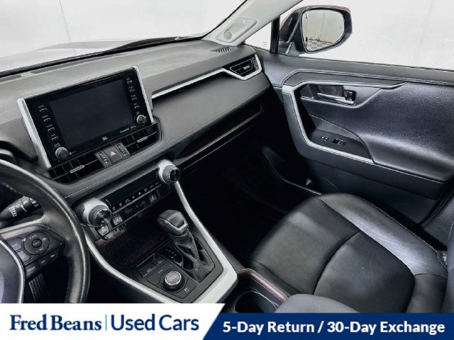 Used 2021 Toyota RAV4 Limited AWD/4WD image 31