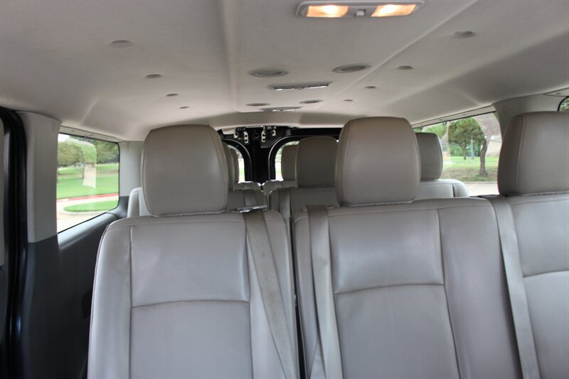 Used 2015 Nissan NV 3500 SL w/ Technology Package RWD image 15