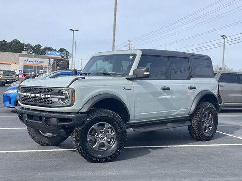 Certified 2024 Ford Bronco Badlands image 1