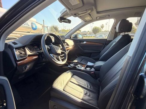 Used 2023 Audi Q5 2.0T Premium w/ Convenience Package AWD/4WD image 6