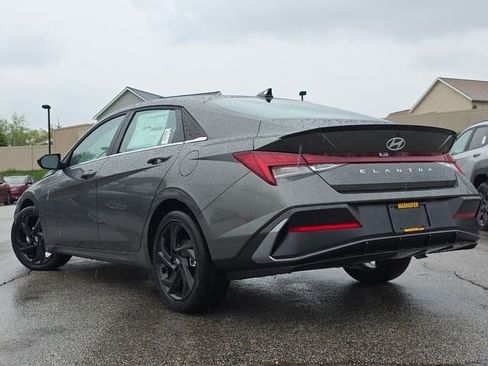 New 2026 Hyundai Elantra SEL Sport Premium FWD image 13