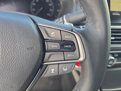 Used 2019 Honda Accord Touring image 23