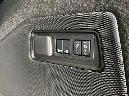 Used 2026 Cadillac Escalade Sport w/ LPO, ONYX Package image 43