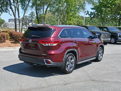 Used 2019 Toyota Highlander Limited Platinum image 4
