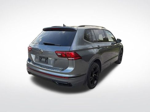 Used 2024 Volkswagen Tiguan SE R-Line image 5