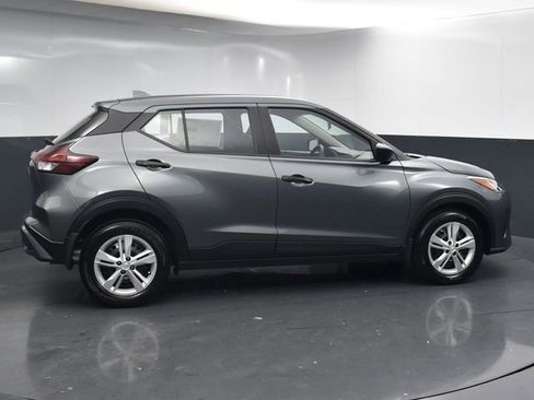 Used 2024 Nissan Kicks S FWD image 3
