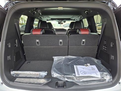 New 2026 INFINITI QX80 Autograph AWD/4WD image 19