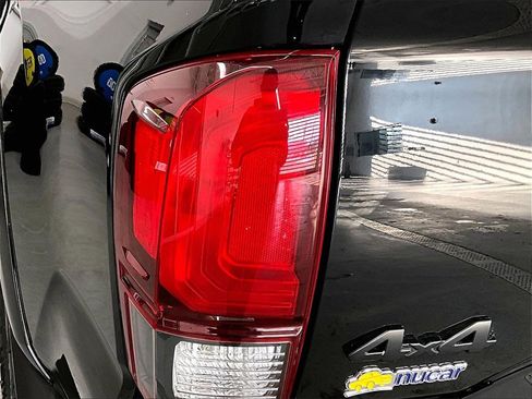 Used 2021 Toyota Tacoma SR5 image 33