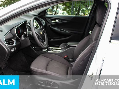 Used 2024 Chevrolet Malibu LT FWD image 16