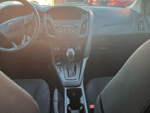 Used 2018 Ford Focus S image 28