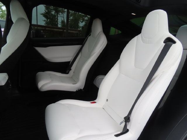 Used 2020 Tesla Model X Long Range AWD/4WD image 25