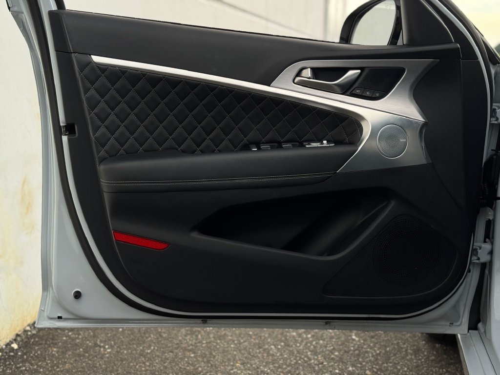 Used 2019 Genesis G70 2.0T Advanced w/ Sport Package AWD/4WD image 11