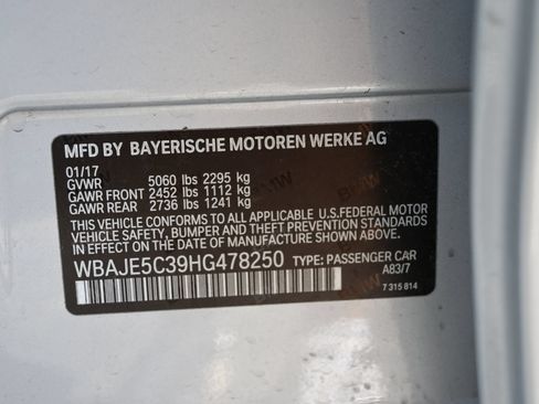 Used 2017 BMW 540i RWD image 29