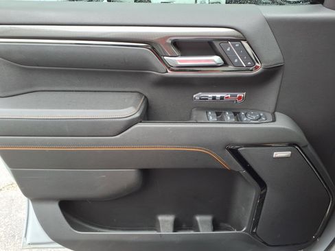 Used 2024 GMC Sierra 1500 AT4 w/ Technology Package image 23