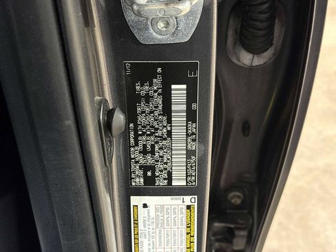 Used 2013 Toyota 4Runner SR5 w/ Convenience Pkg image 14