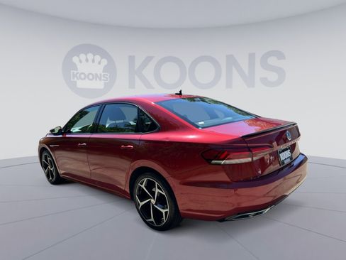 Used 2022 Volkswagen Passat 2.0T R-Line FWD image 8