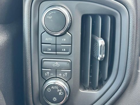Used 2025 GMC Sierra 1500 Pro w/ Pro Value Package AWD/4WD image 13