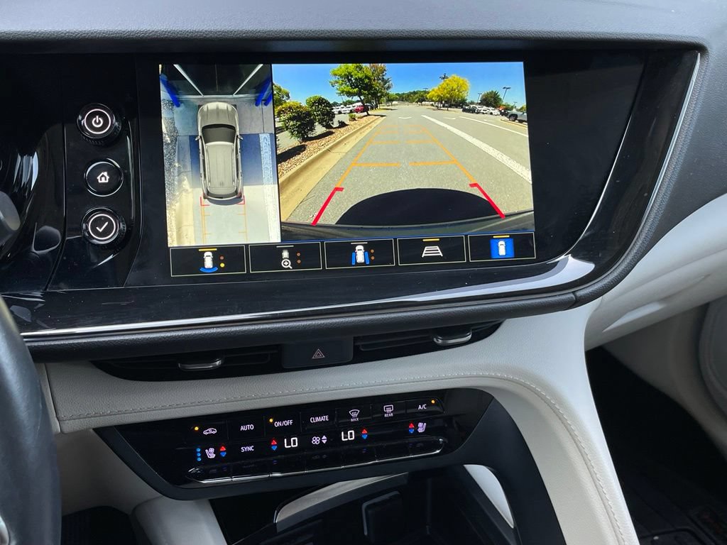 Used 2023 Buick Envision Avenir FWD image 18