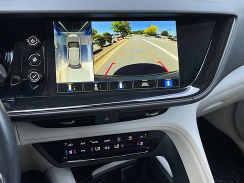 Used 2023 Buick Envision Avenir FWD image 18