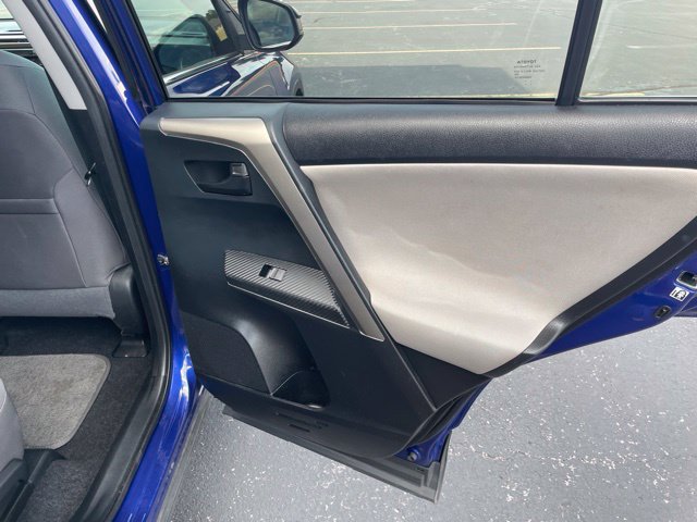 Used 2014 Toyota RAV4 LE AWD/4WD image 45