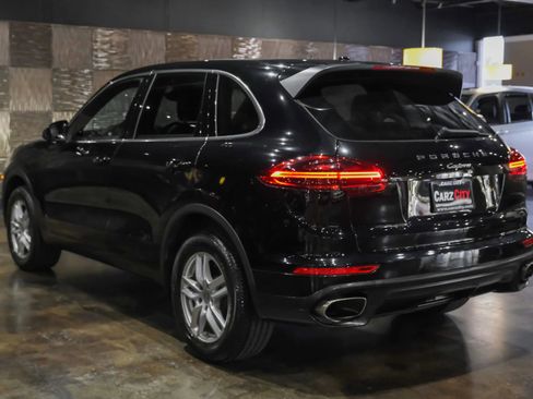 Used 2018 Porsche Cayenne AWD/4WD image 9