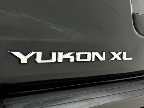 Used 2019 GMC Yukon XL SLT w/ Graphite Performance Edition AWD/4WD image 47