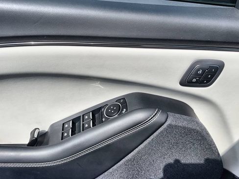 Used 2025 Ford Mustang Mach-E Premium AWD/4WD image 15