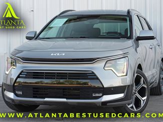 Used 2023 Kia Niro SX Touring video 1