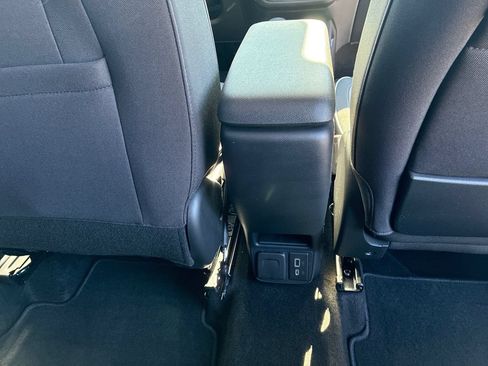 Used 2023 Chevrolet TrailBlazer LT w/ Convenience Package AWD/4WD image 34