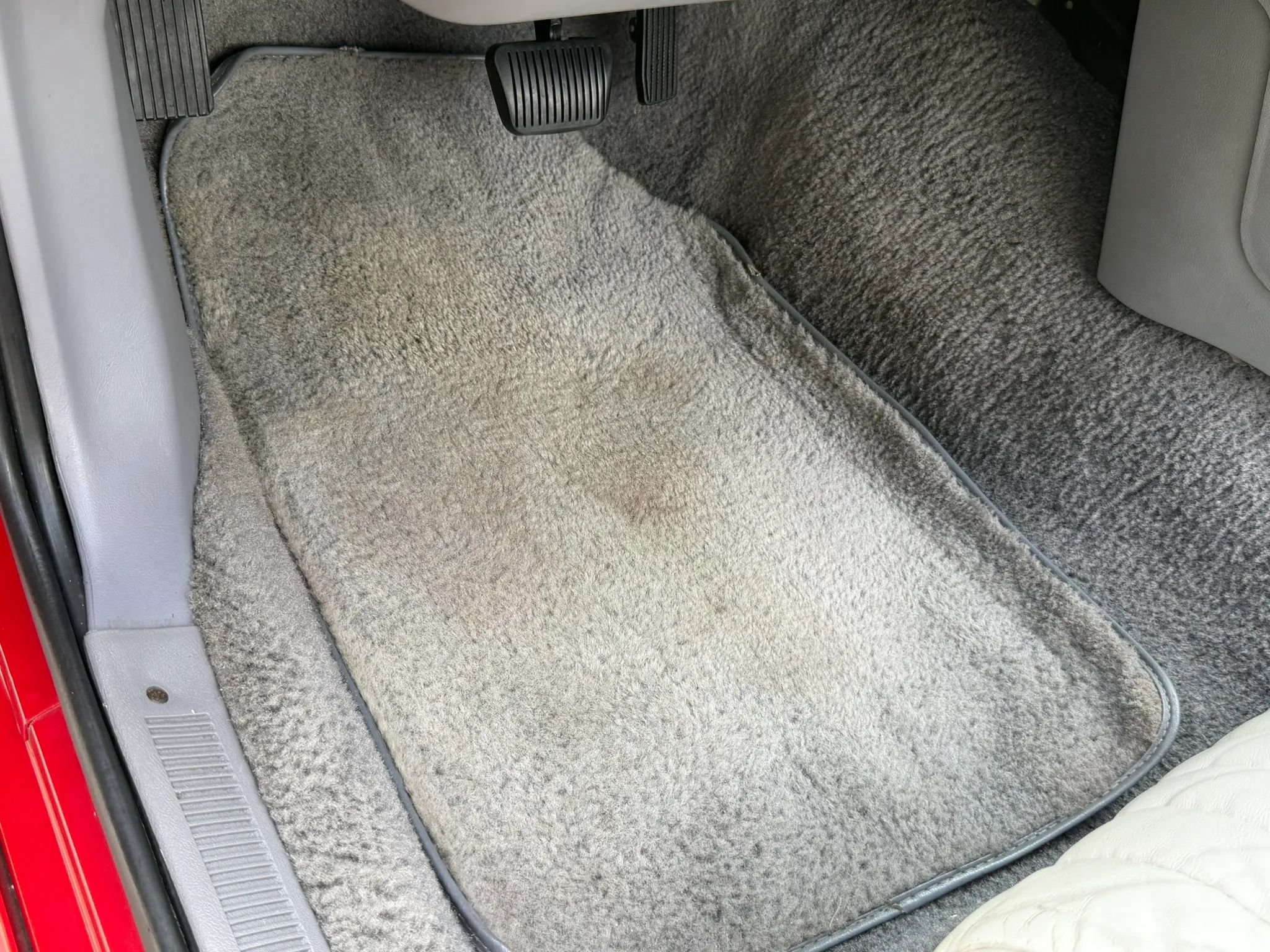 Used 1993 Ford Mustang GT RWD image 22