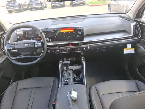 New 2026 Kia Sorento S w/ S Panoramic Sunroof Package FWD image 10