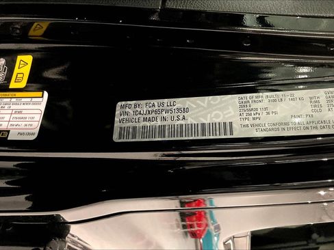 Used 2023 Jeep Wrangler Sahara w/ Cold Weather Group AWD/4WD image 18