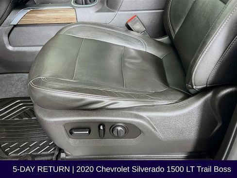Used 2020 Chevrolet Silverado 1500 LT Trail Boss image 26