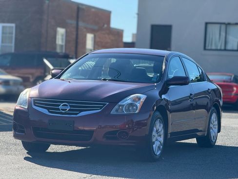 Used 2012 Nissan Altima 2.5 S image 2