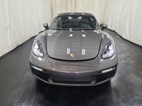 Used 2017 Porsche 718 Cayman image 2