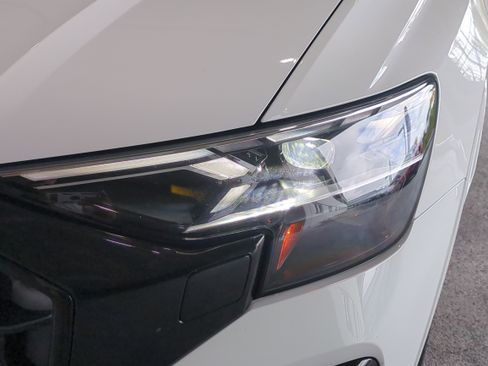 Used 2024 Audi SQ8 Prestige image 10