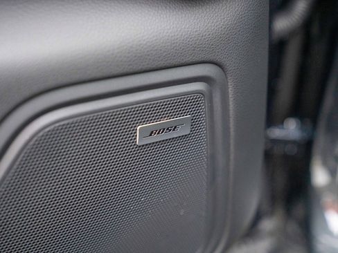 New 2026 Porsche Macan image 11