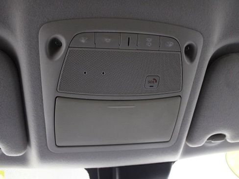 Used 2020 Nissan Leaf SV w/ SV Technology Package image 39