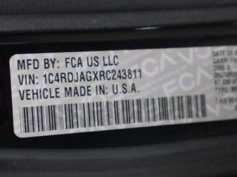 Used 2024 Dodge Durango SXT w/ SXT Blacktop Group AWD/4WD image 39
